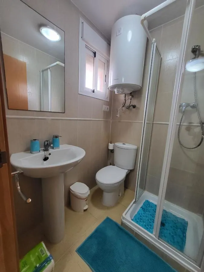 ¡Apartamento en primera línea con terraza y cerca de la piscina comunitaria! Vera Apartamento
